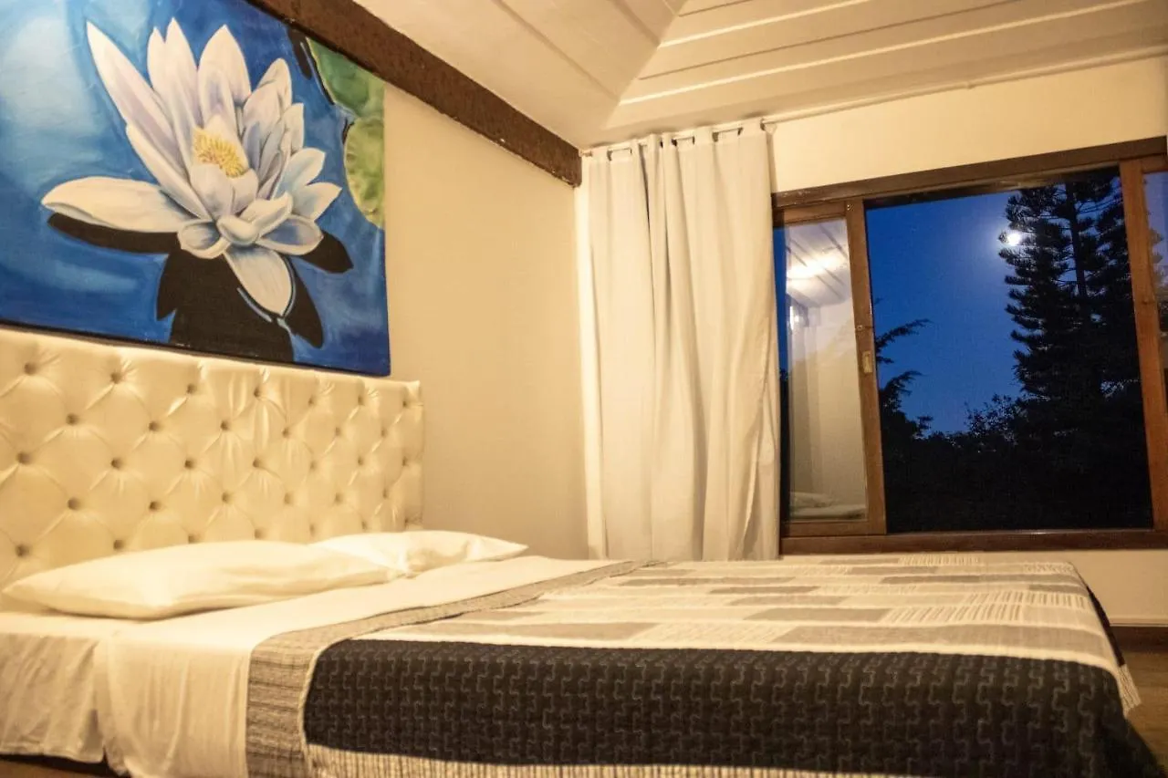 The Eco Palace Hostel Armacao dos Buzios