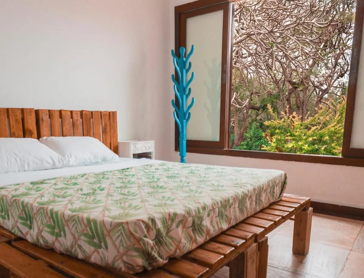 The Eco Palace Hostel Búzios